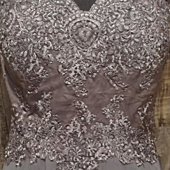 NWT CINDERELLA DIVINE #7258 CHARCOAL GRAY CHIFFON WOMENS EVENING GOWN SZ 2X NEW - Picture 6 of 9